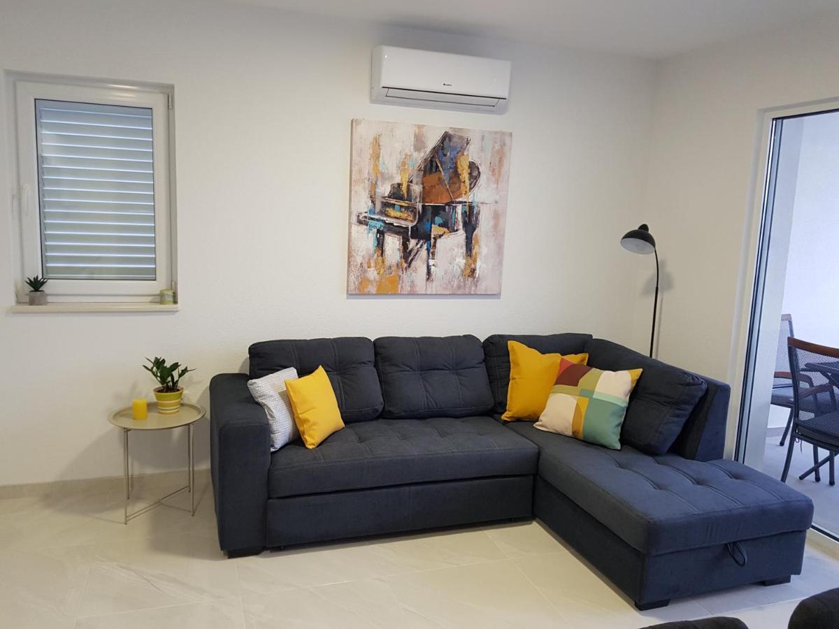 La Vista Apartments Mimice Εξωτερικό φωτογραφία