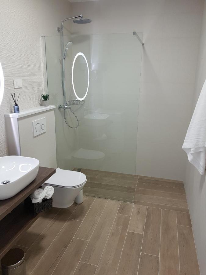 La Vista Apartments Mimice Εξωτερικό φωτογραφία